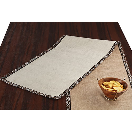 Pluche Table Runner
